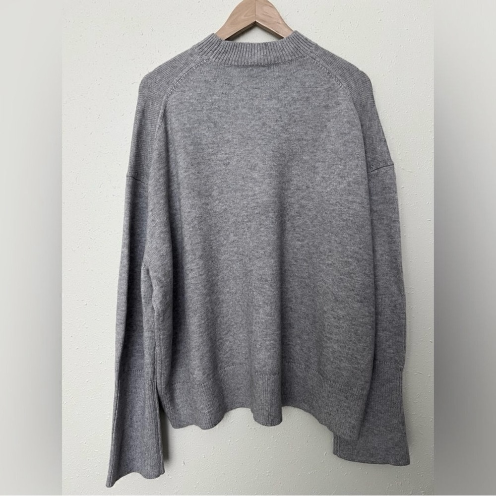 Oversized Crewneck Sweater - Picture 3 of 5